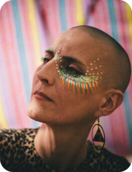 maquillage-paillettes-festival