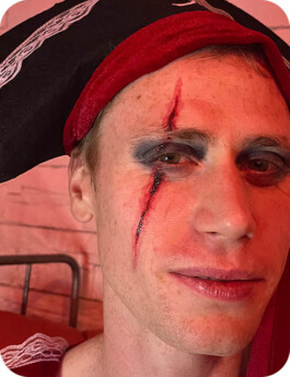 maquillage halloween cicatrice